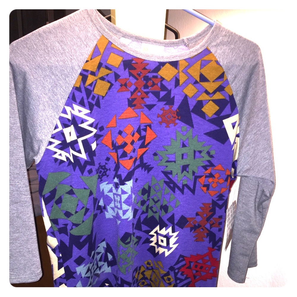 Small randy baseball tee - lularoe